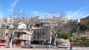 ORAN MARS 2012 09 Le tambour de San jose . Tout en haut le quartier juif